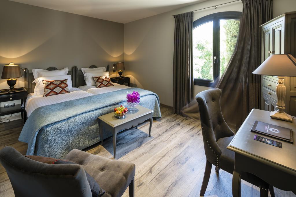 Hostellerie Les Gorges De Pennafort Callas Szoba fotó