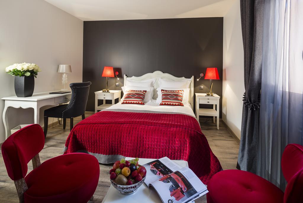 Hostellerie Les Gorges De Pennafort Callas Szoba fotó
